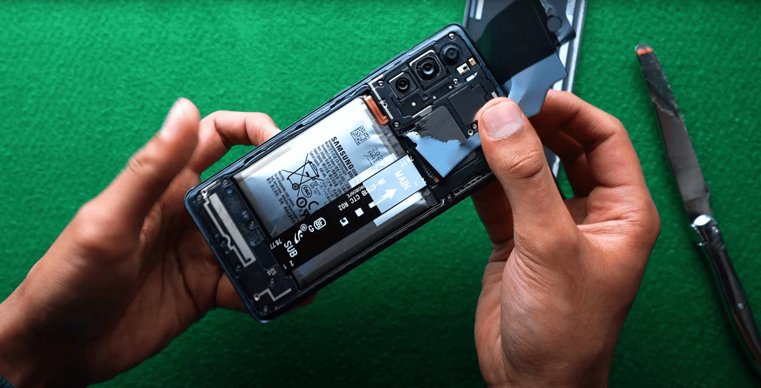 Leia mais sobre o artigo 3 motivos para trocar agora a bateria do seu Samsung!